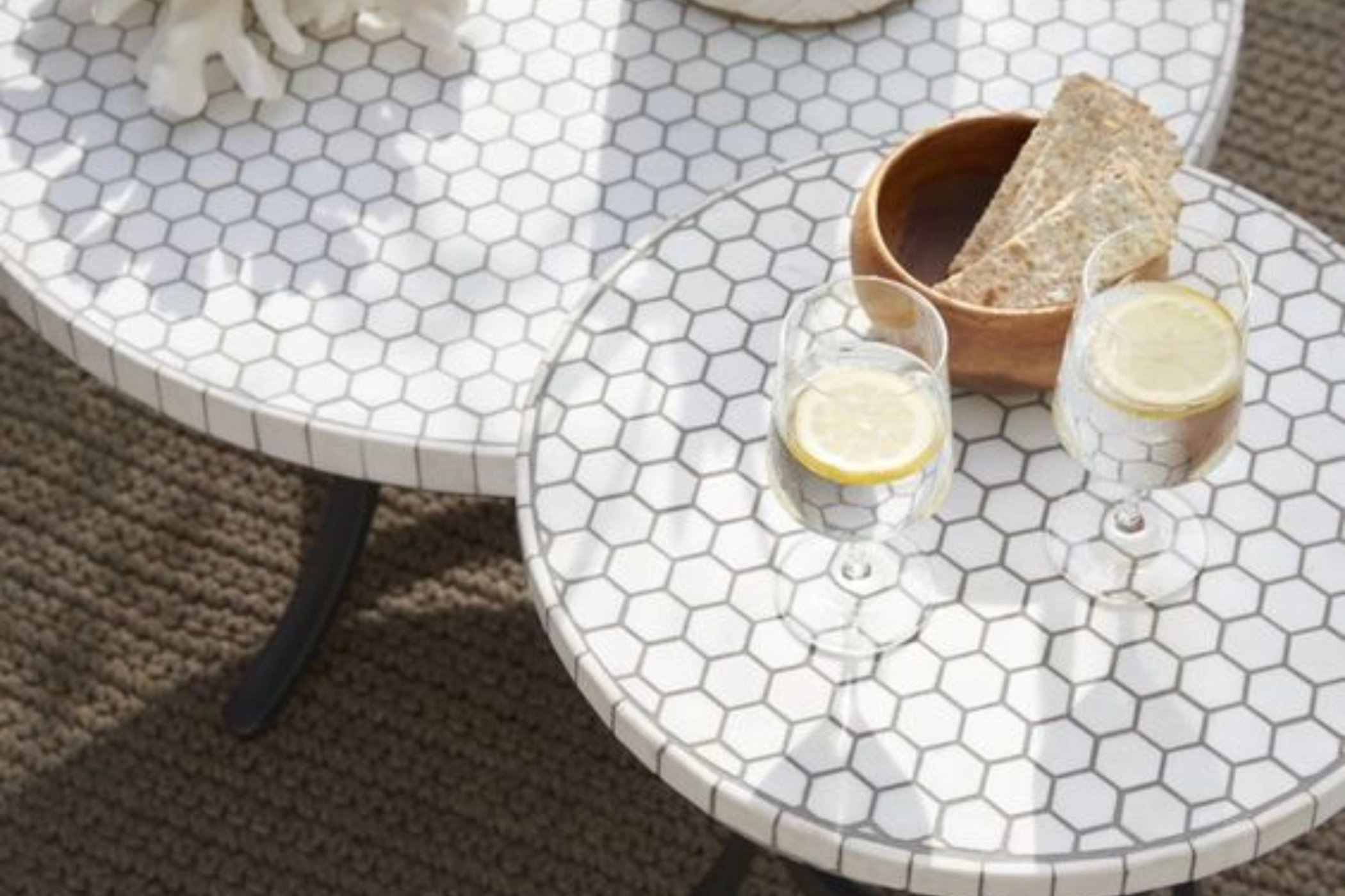 Újrahasznosítás és upcycling a lakberendezésben: Praktikus tippek a környezetbarátok számára!